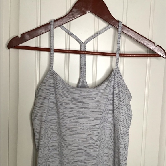 Lululemon Power Pose Tank in Wee Are From Space Nimbus Battleship Size 6. - Picture 3 of 8